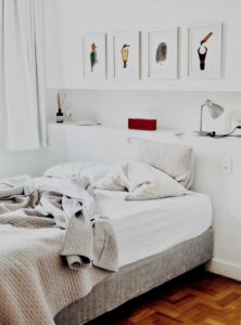 A messy bed