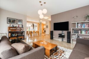 Clean, pest-free home with bright, inviting interior.